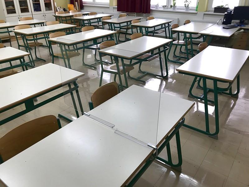 Zaštita za školske prostore, pregrada za blagovaonice