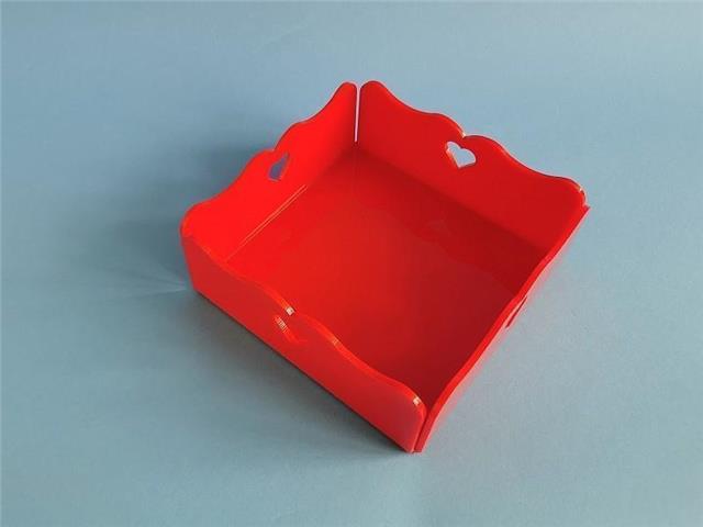 Višenamjenska pleksi posuda