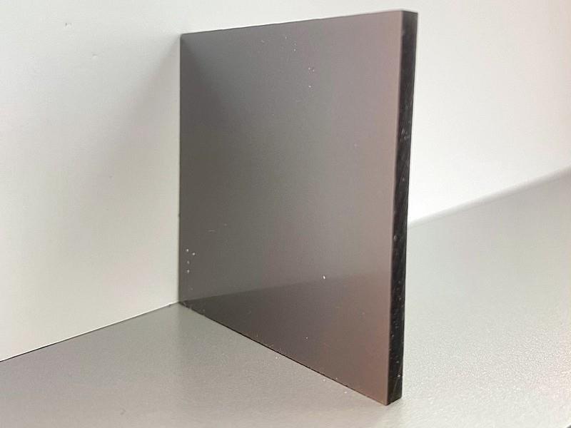 PLEKSIGLAS, srebrno-siva, deb: 3 mm