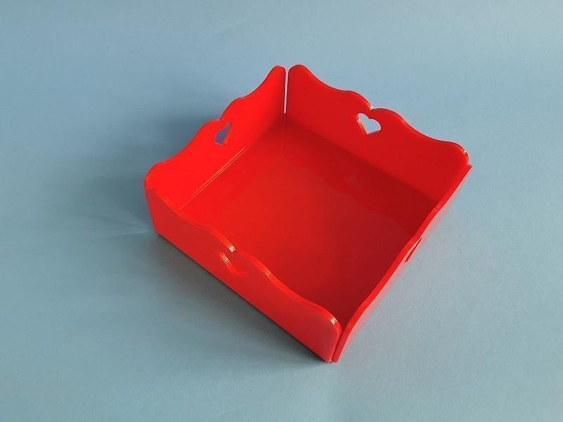 Višenamjenska pleksi posuda