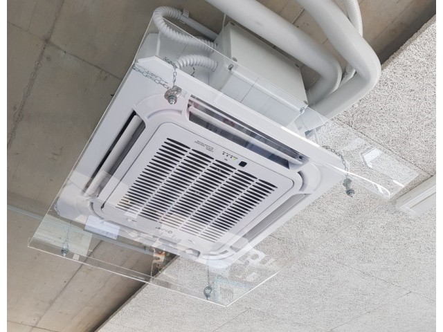 Deckenabdeckung für Klimaanlage aus Plexiglas