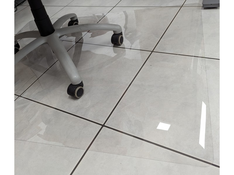 Podloga za stol za zaščito tal (deb: 0,5 mm)